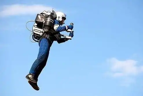 火箭飞行兵即将问世 , 飞行背包已具备上市条件 !